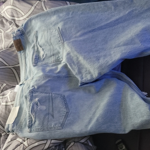 Jeans - Picture 3 of 3